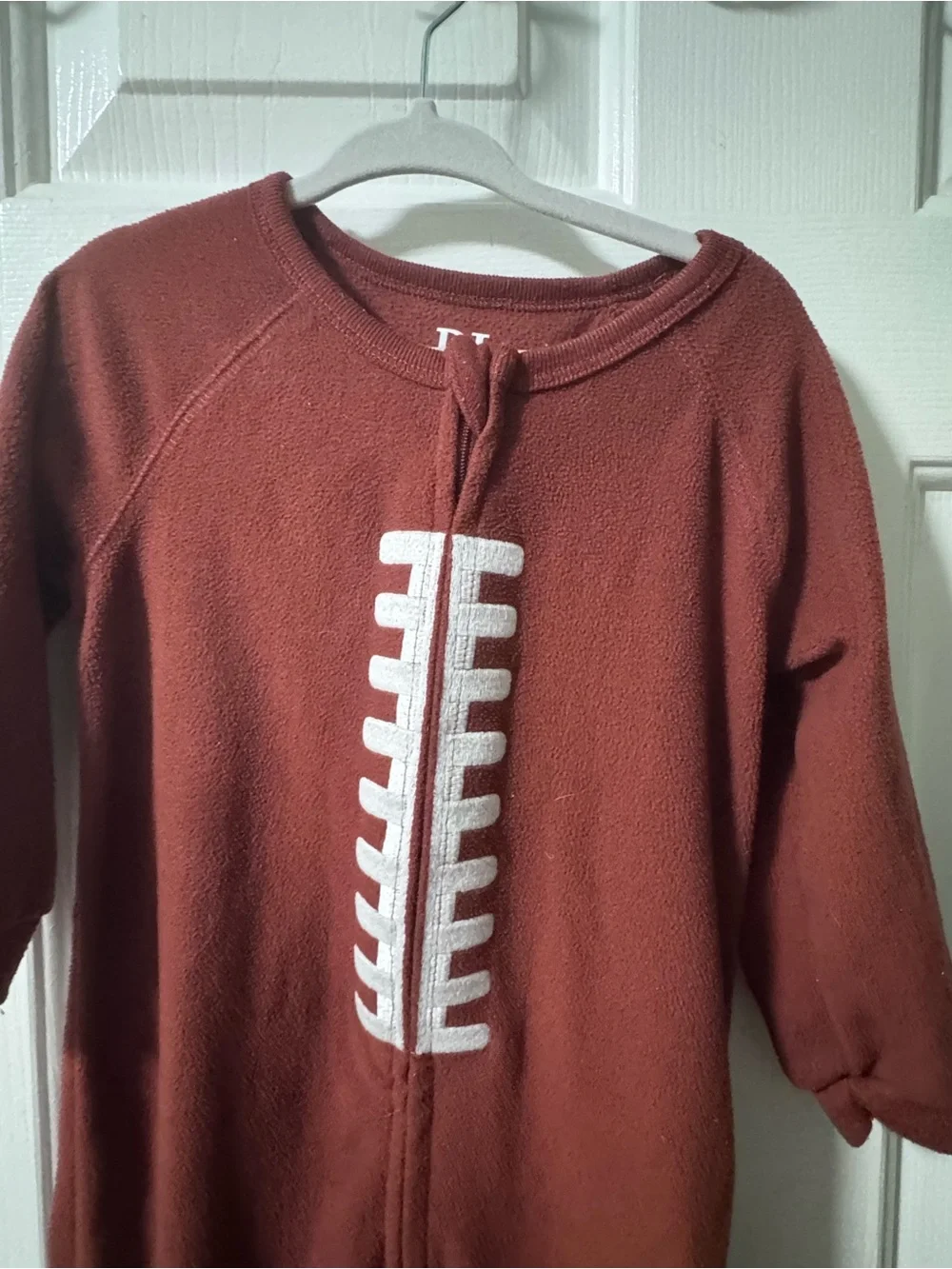 TWIN BUNDLE / CHILDREN’S PLACE / Football 🏈 Fleece Sleepers (18-24 months)